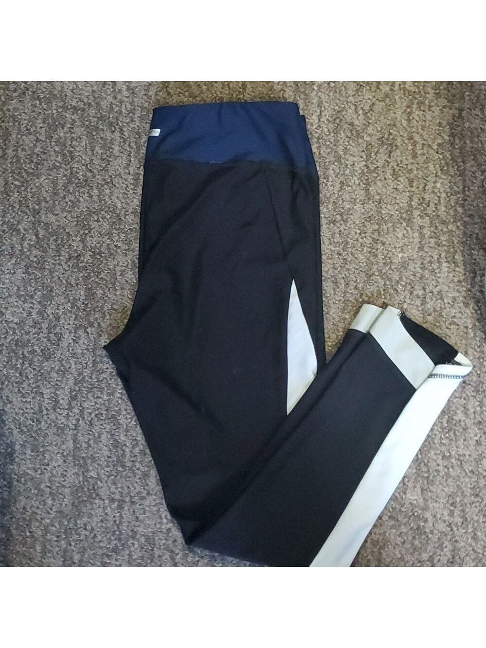 Athletic works dri more tec capris size large